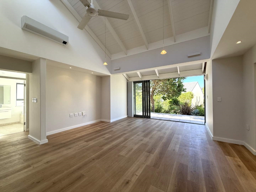 3 Bedroom Property for Sale in Beach Estate Western Cape